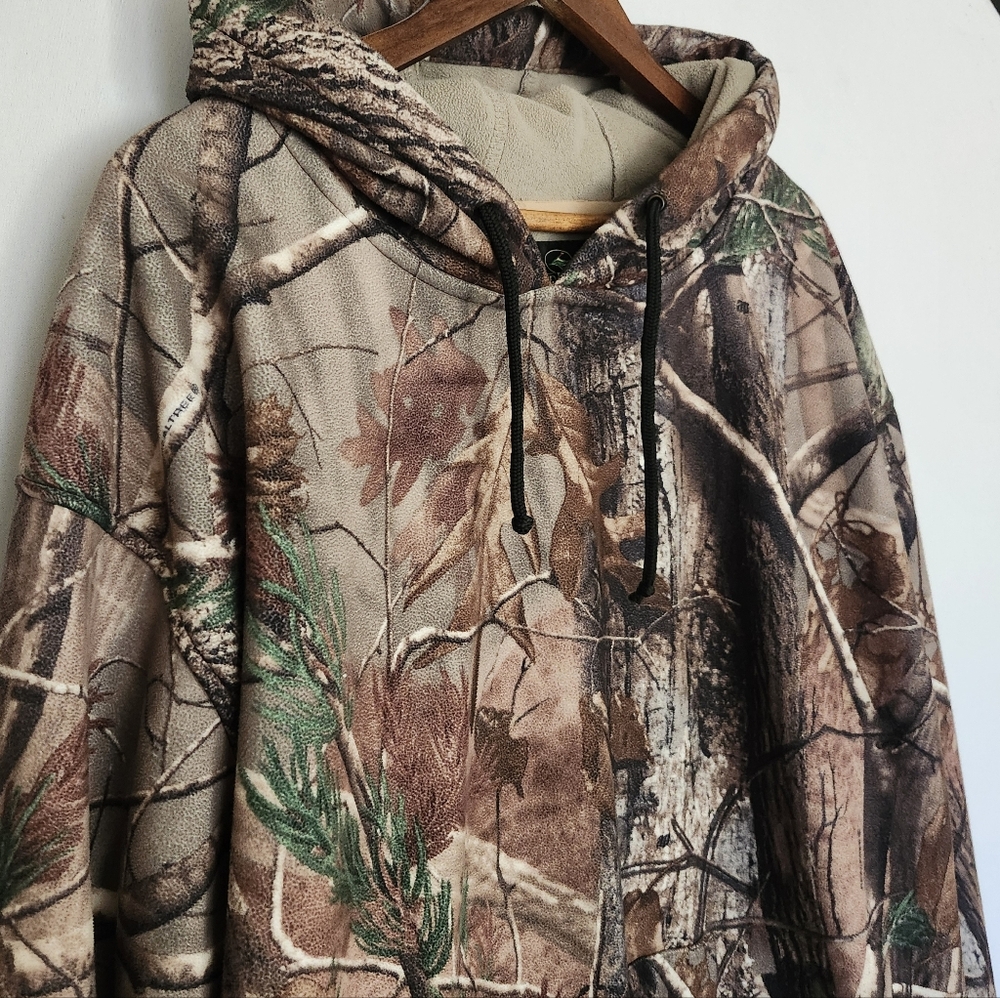 RedHead Camo Pull-Over Size 2XL - Picture 2 of 8